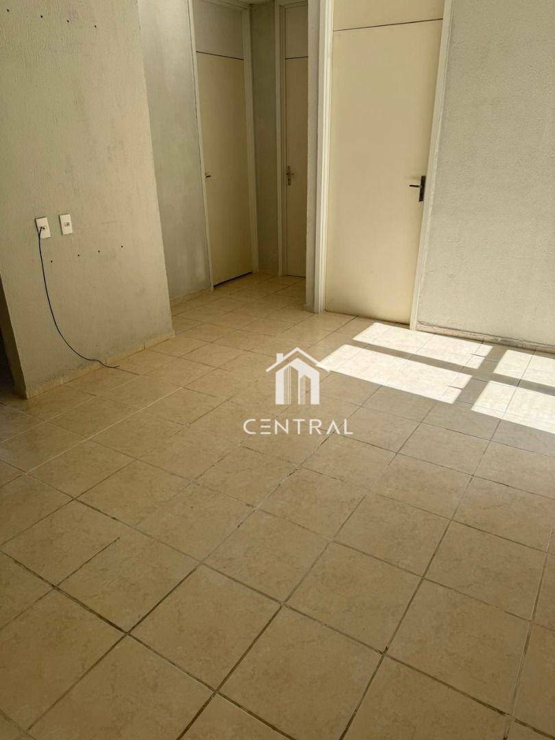 Apartamento à venda com 2 quartos, 45m² - Foto 10