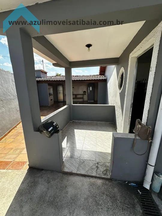 Casa à venda com 2 quartos, 235m² - Foto 2