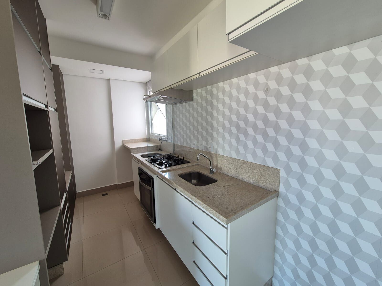 Apartamento para alugar com 3 quartos, 78m² - Foto 8