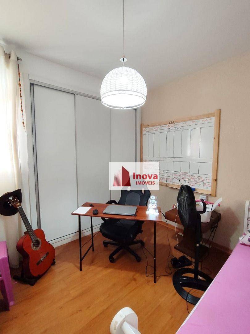 Apartamento à venda com 2 quartos, 75m² - Foto 18