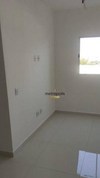 Apartamento à venda com 2 quartos, 40m² - Foto 16