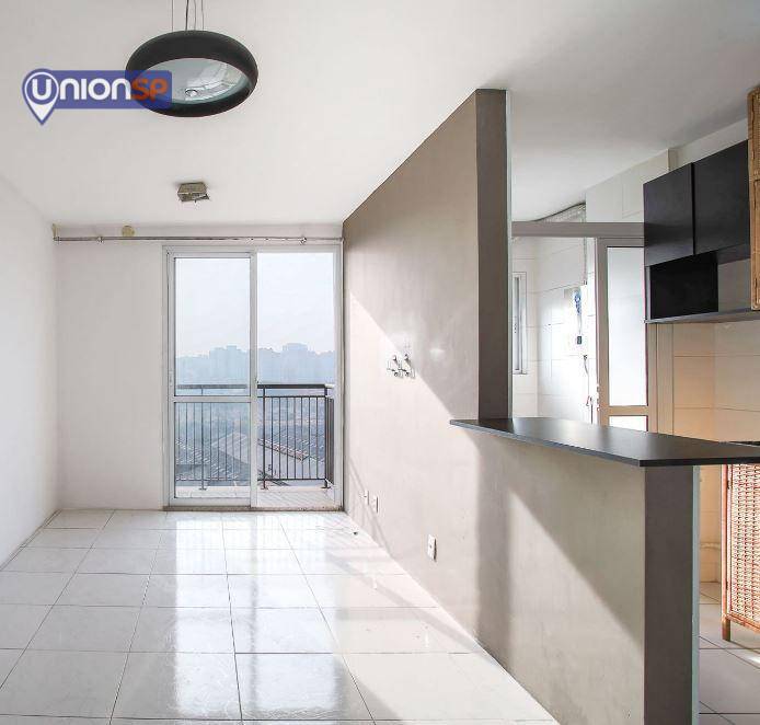 Apartamento à venda com 1 quarto, 45m² - Foto 2