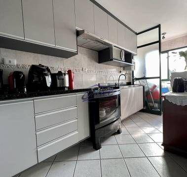 Apartamento à venda com 2 quartos, 65m² - Foto 19