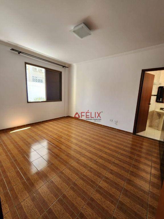 Apartamento à venda com 3 quartos, 111m² - Foto 17