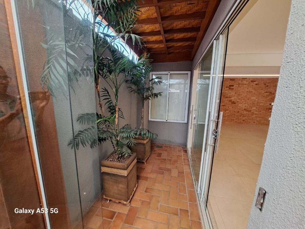 Casa de Condomínio para alugar com 2 quartos, 210m² - Foto 40