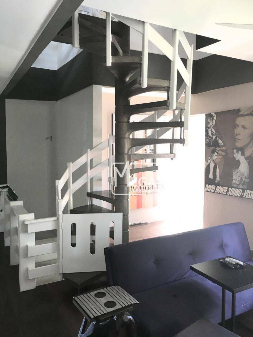 Casa de Condomínio à venda com 6 quartos, 620m² - Foto 23