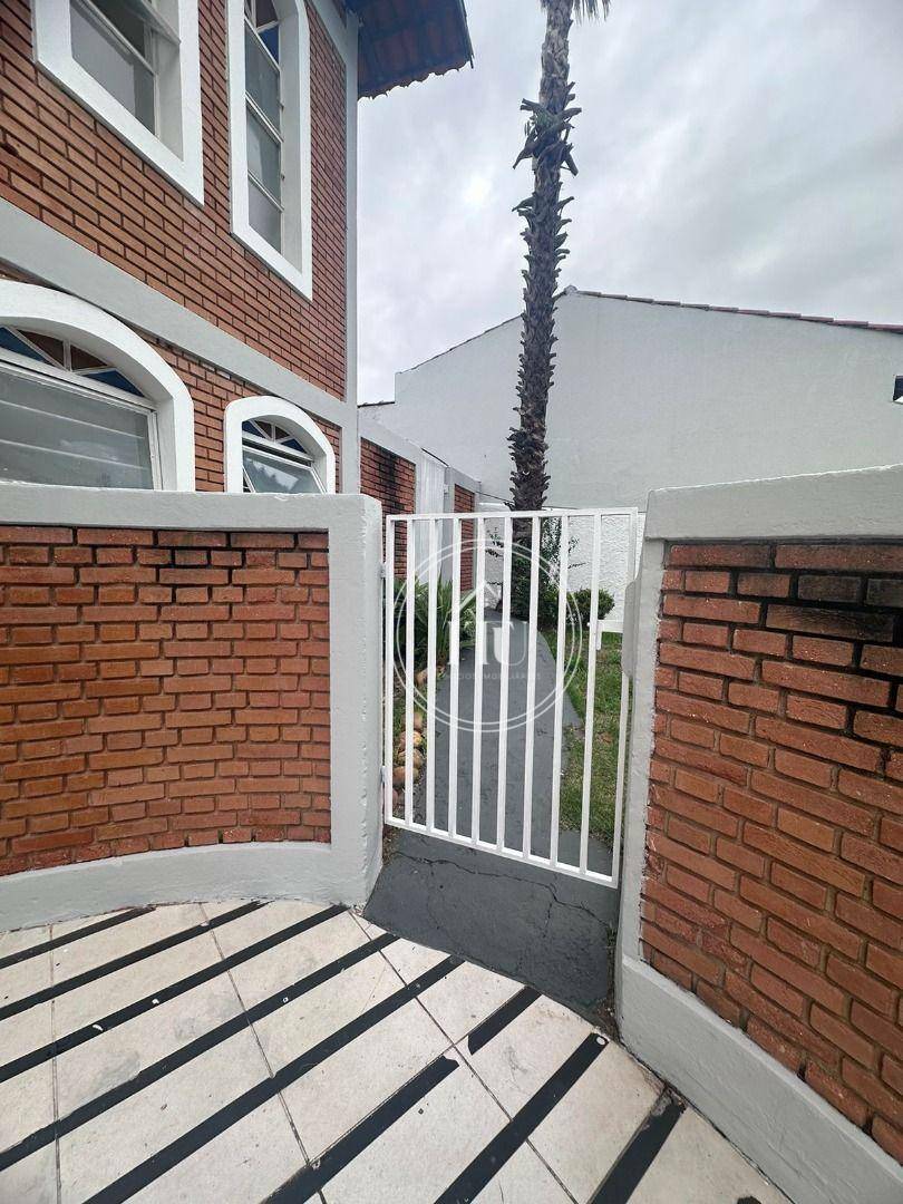 Casa para alugar com 6 quartos, 224m² - Foto 53