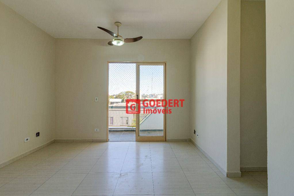 Apartamento à venda com 3 quartos, 68m² - Foto 1