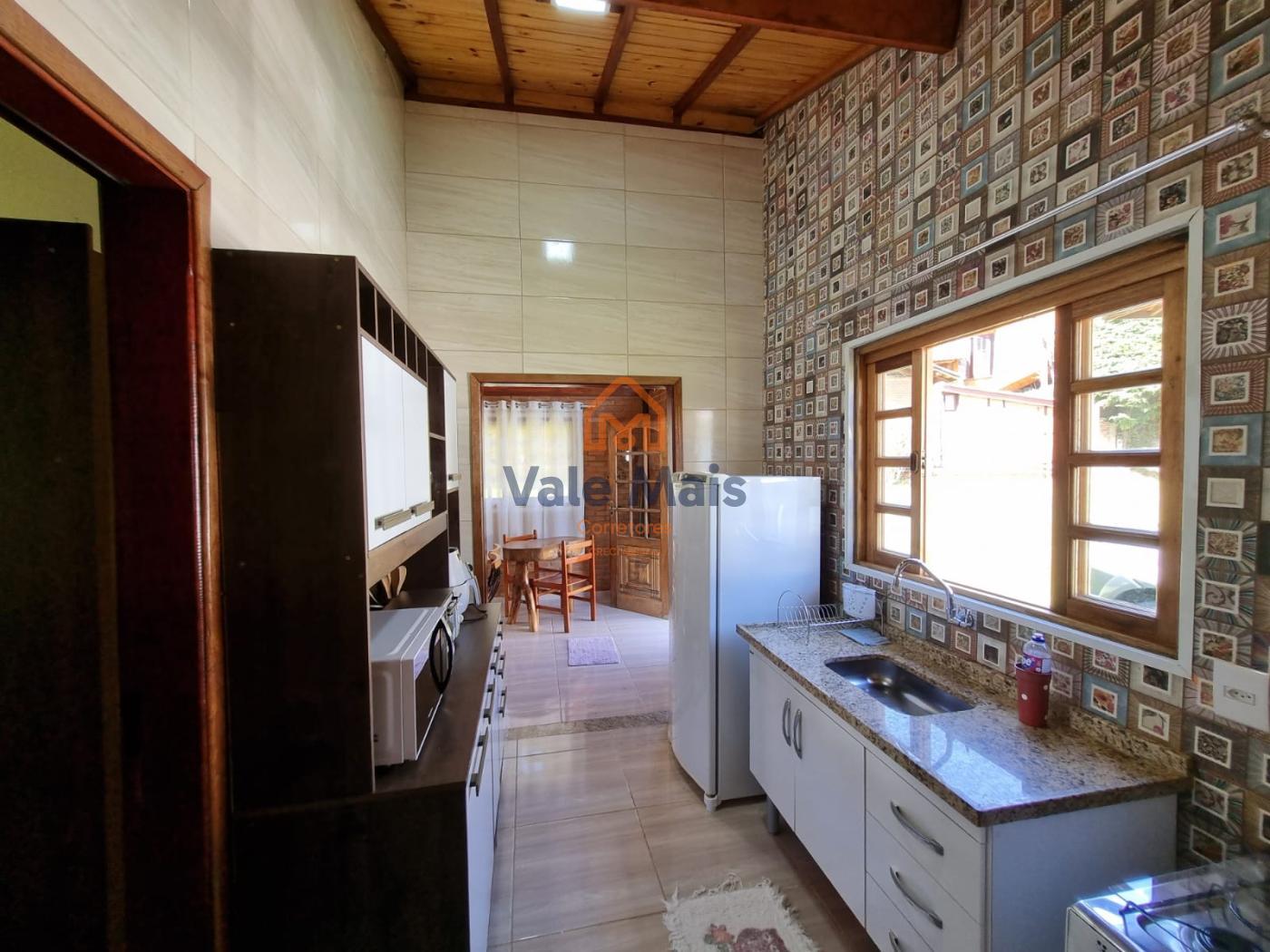 Fazenda à venda com 5 quartos, 1550m² - Foto 11