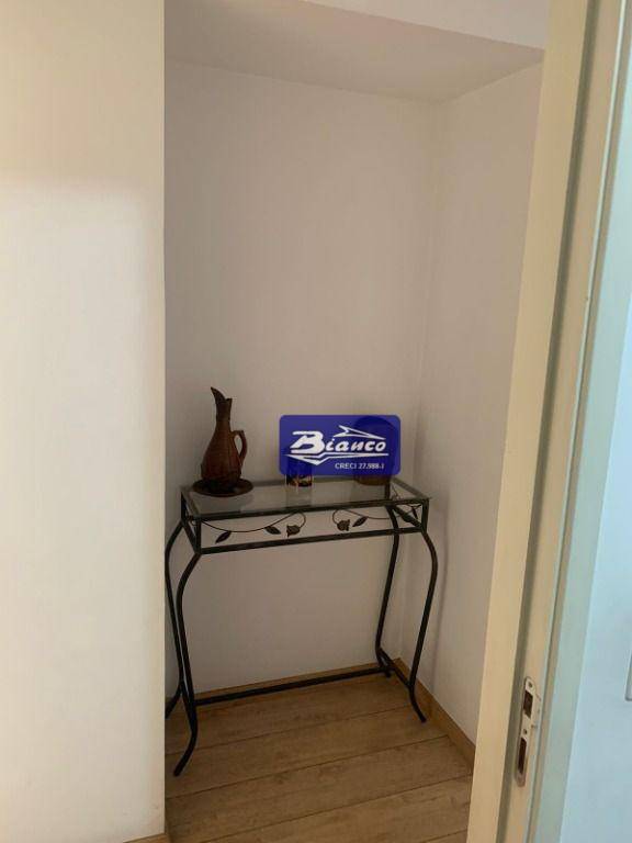 Apartamento à venda com 3 quartos, 94m² - Foto 13