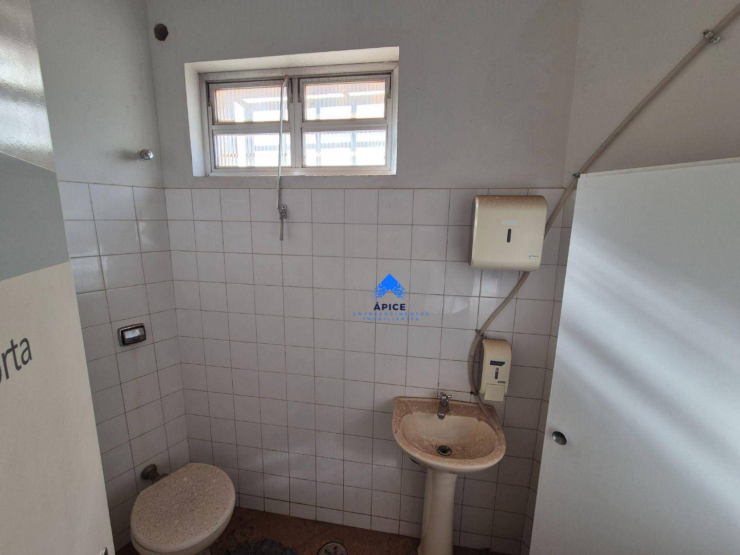 Prédio Inteiro para alugar, 60m² - Foto 7