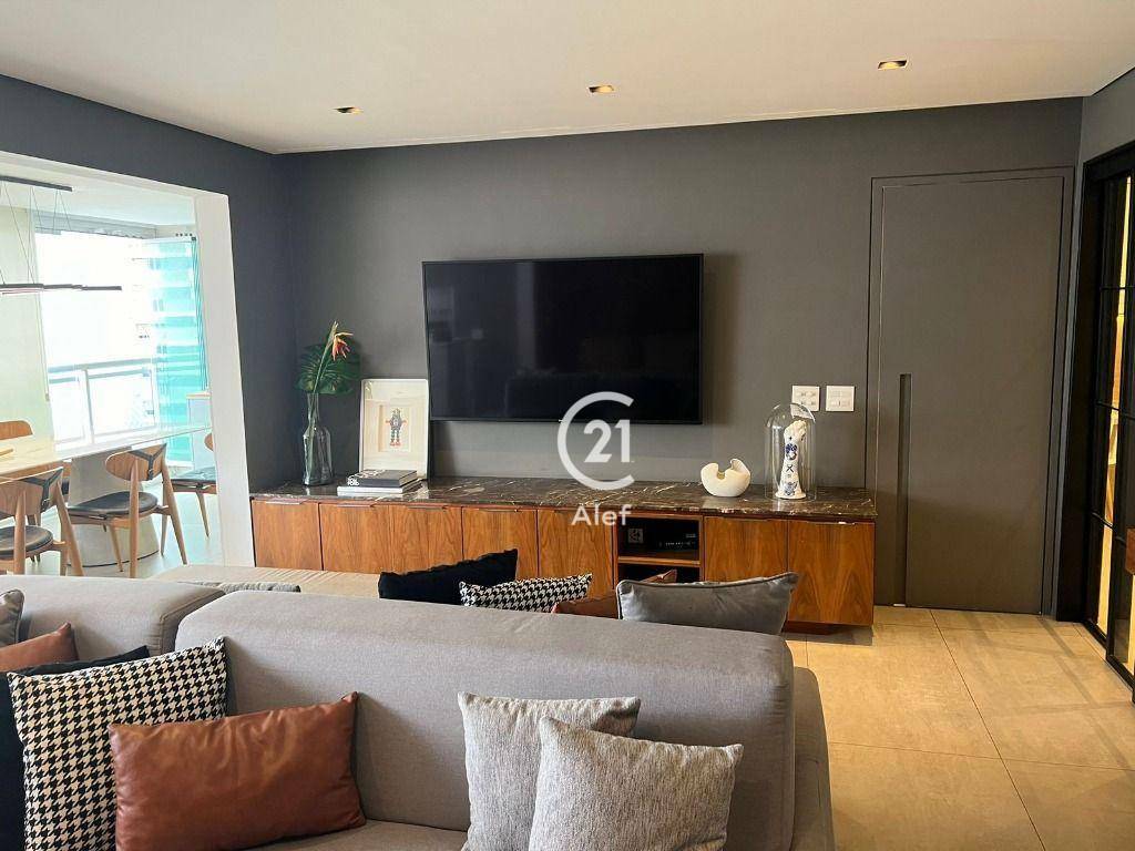 Apartamento à venda com 4 quartos, 157m² - Foto 5