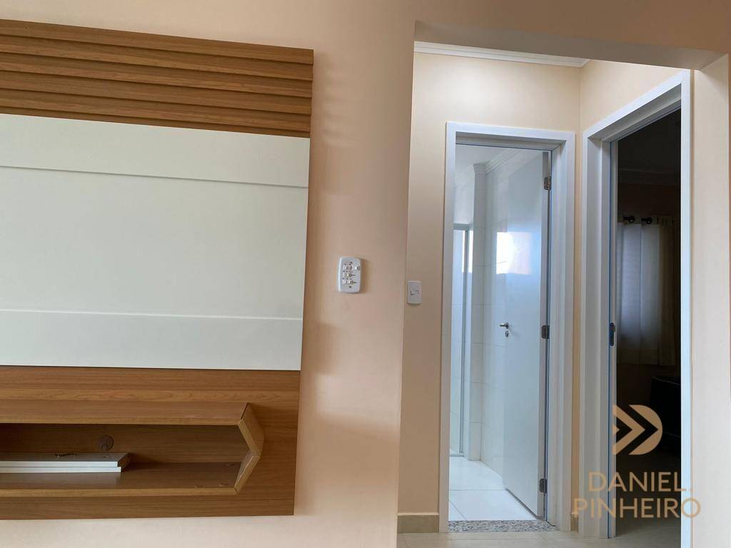 Apartamento à venda com 2 quartos, 70m² - Foto 6