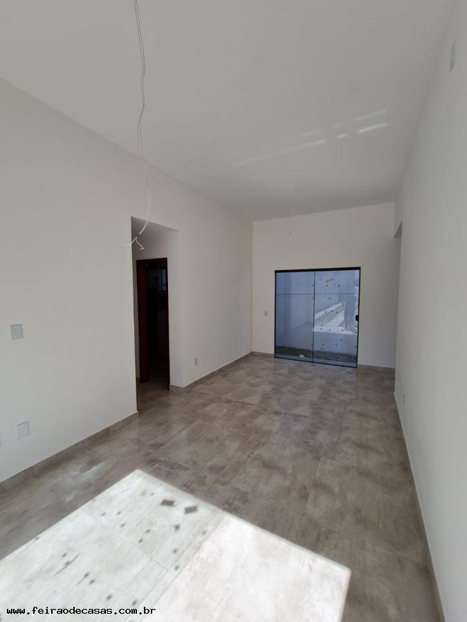 Casa à venda com 3 quartos, 80m² - Foto 17