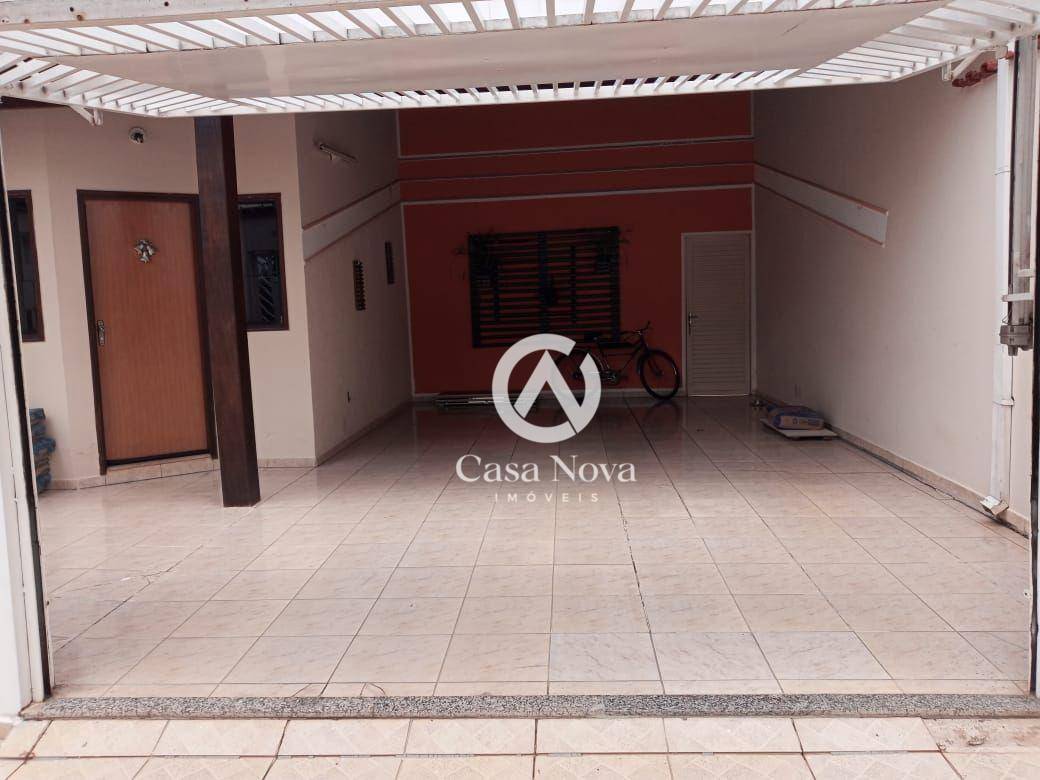 Casa à venda com 3 quartos, 166m² - Foto 3