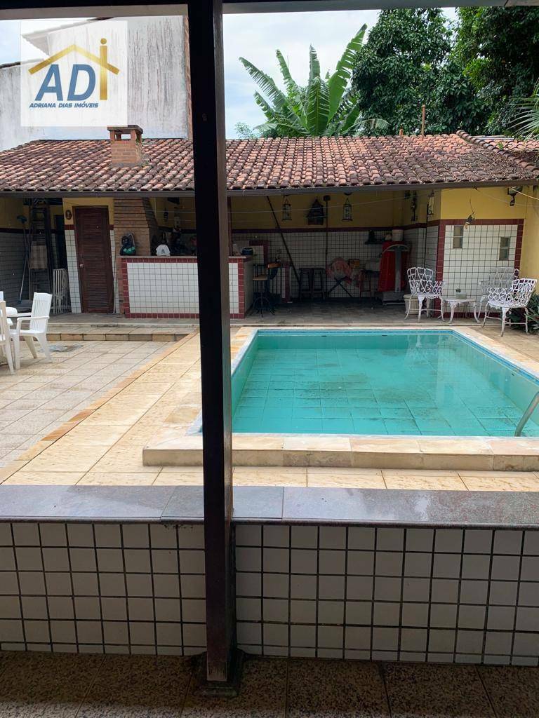 Casa à venda com 3 quartos, 282m² - Foto 8