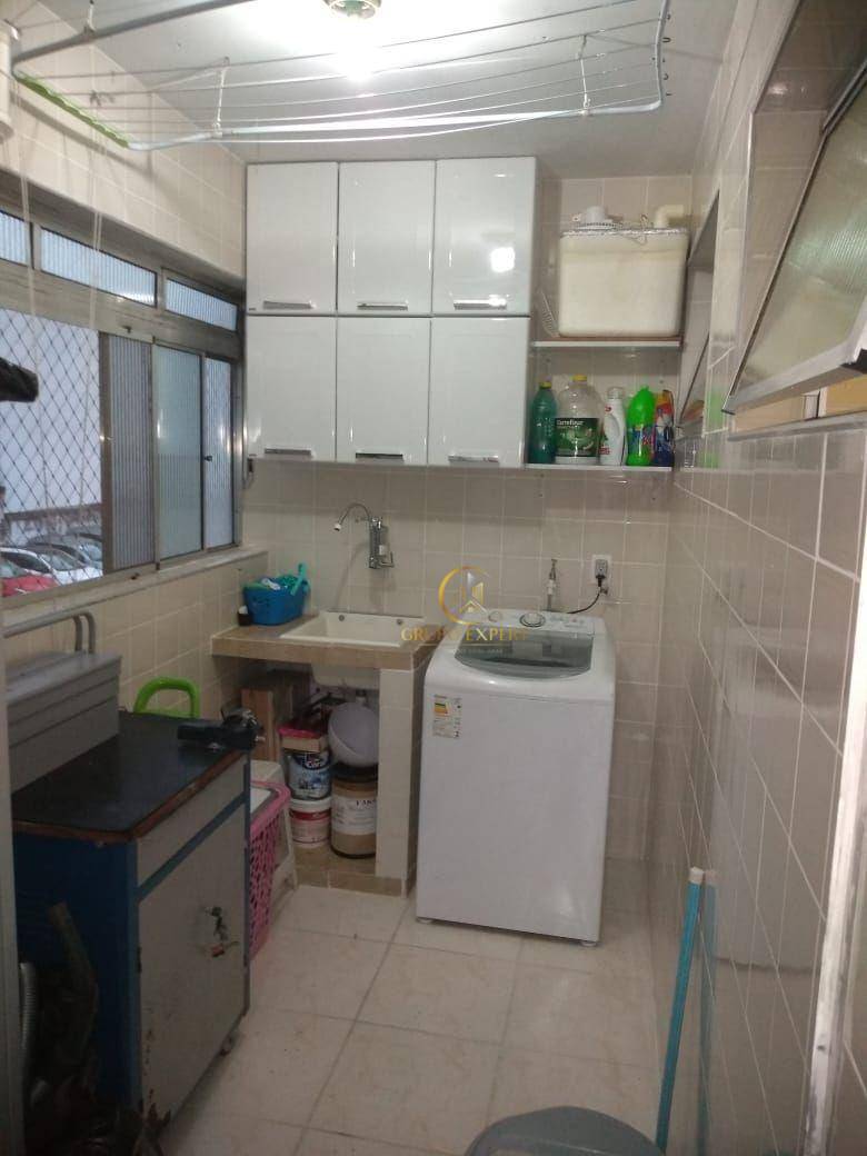 Apartamento à venda com 2 quartos, 75m² - Foto 6