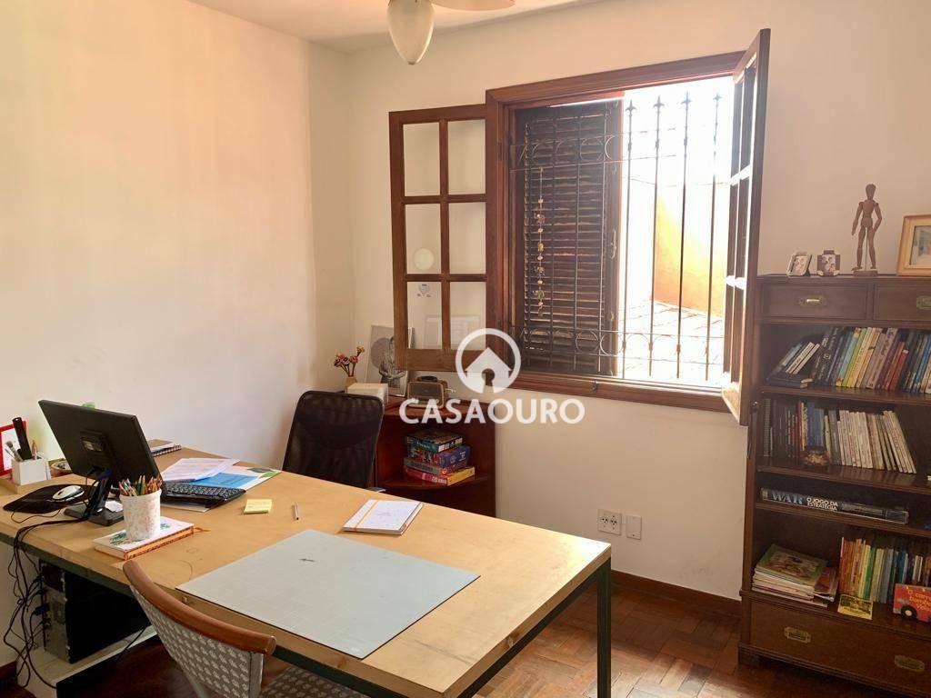 Casa à venda com 4 quartos, 251m² - Foto 27