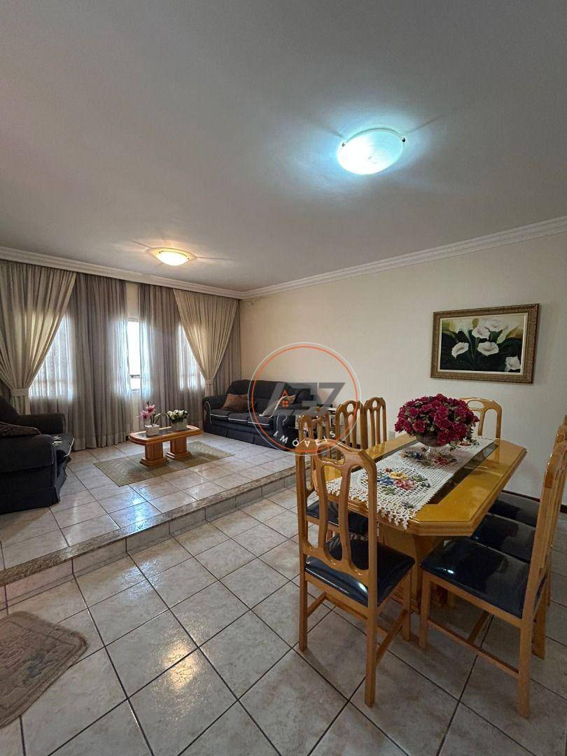 Casa, 3 quartos, 180 m² - Foto 4