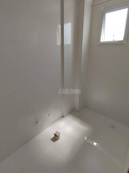 Apartamento à venda com 3 quartos, 129m² - Foto 4