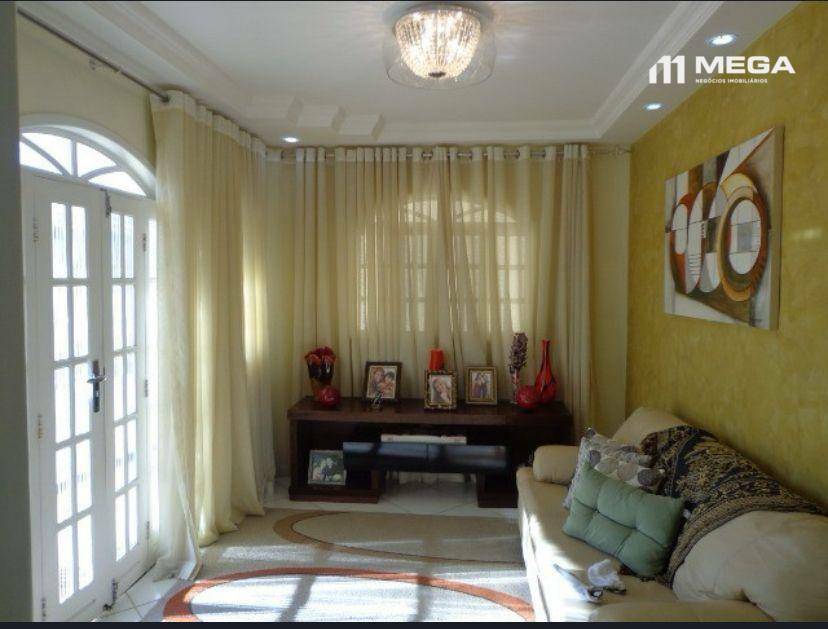 Casa à venda com 3 quartos, 300m² - Foto 3
