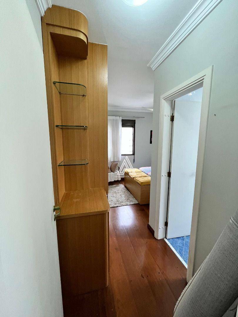 Apartamento à venda com 4 quartos, 150m² - Foto 38