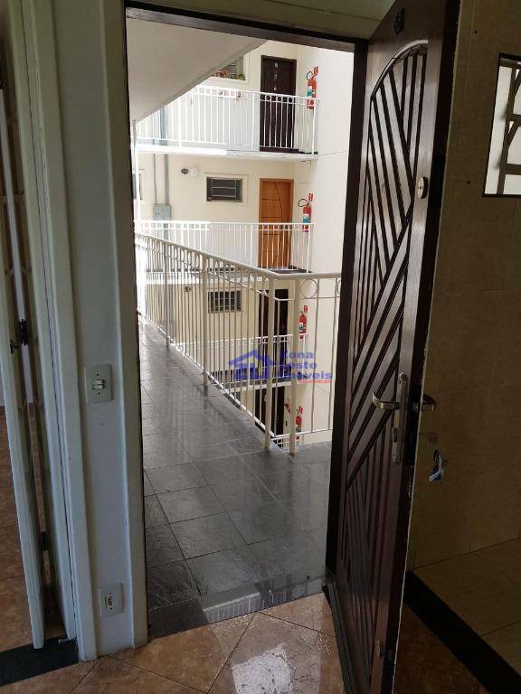 Apartamento à venda com 2 quartos, 48m² - Foto 12