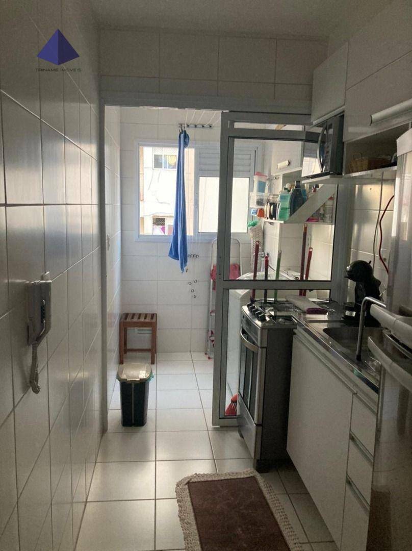 Apartamento à venda com 2 quartos, 50m² - Foto 4