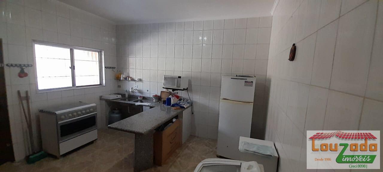 Sobrado à venda com 3 quartos, 354m² - Foto 4