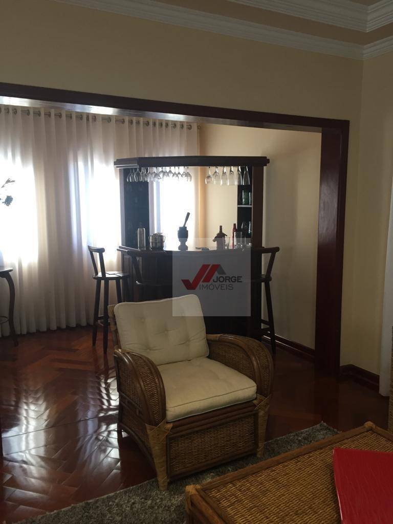 Casa à venda com 5 quartos, 379m² - Foto 17