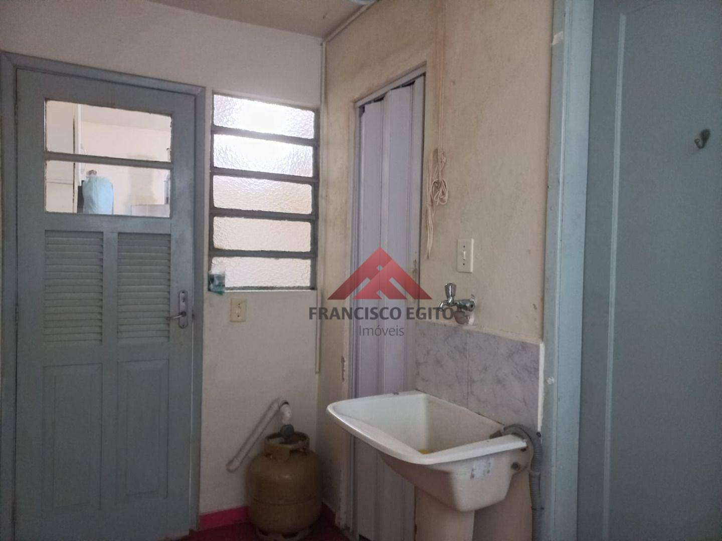 Apartamento à venda com 2 quartos, 62m² - Foto 10