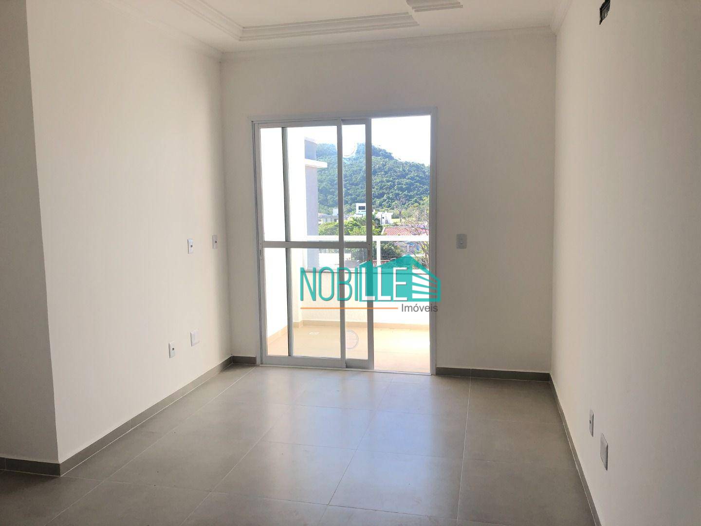 Apartamento à venda com 2 quartos, 62m² - Foto 7