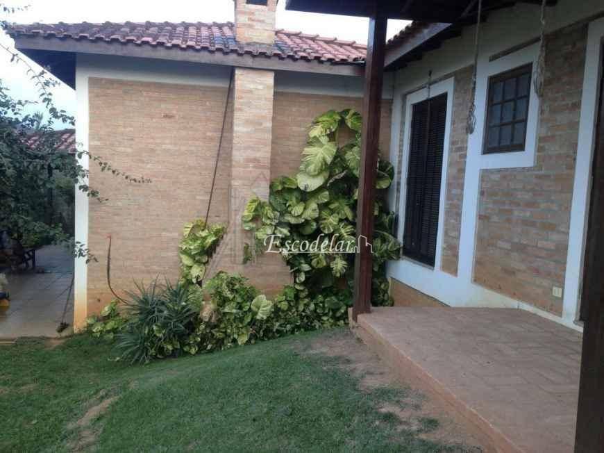 Casa de Condomínio à venda com 4 quartos, 250m² - Foto 2