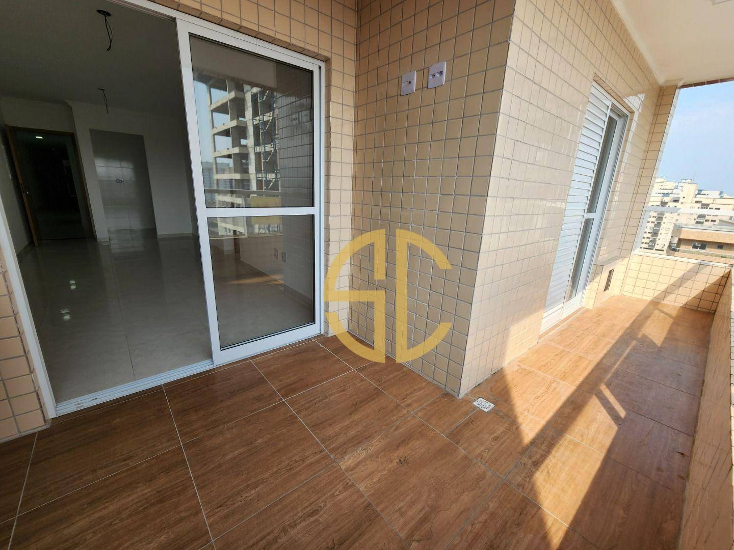 Apartamento à venda com 2 quartos, 71m² - Foto 3