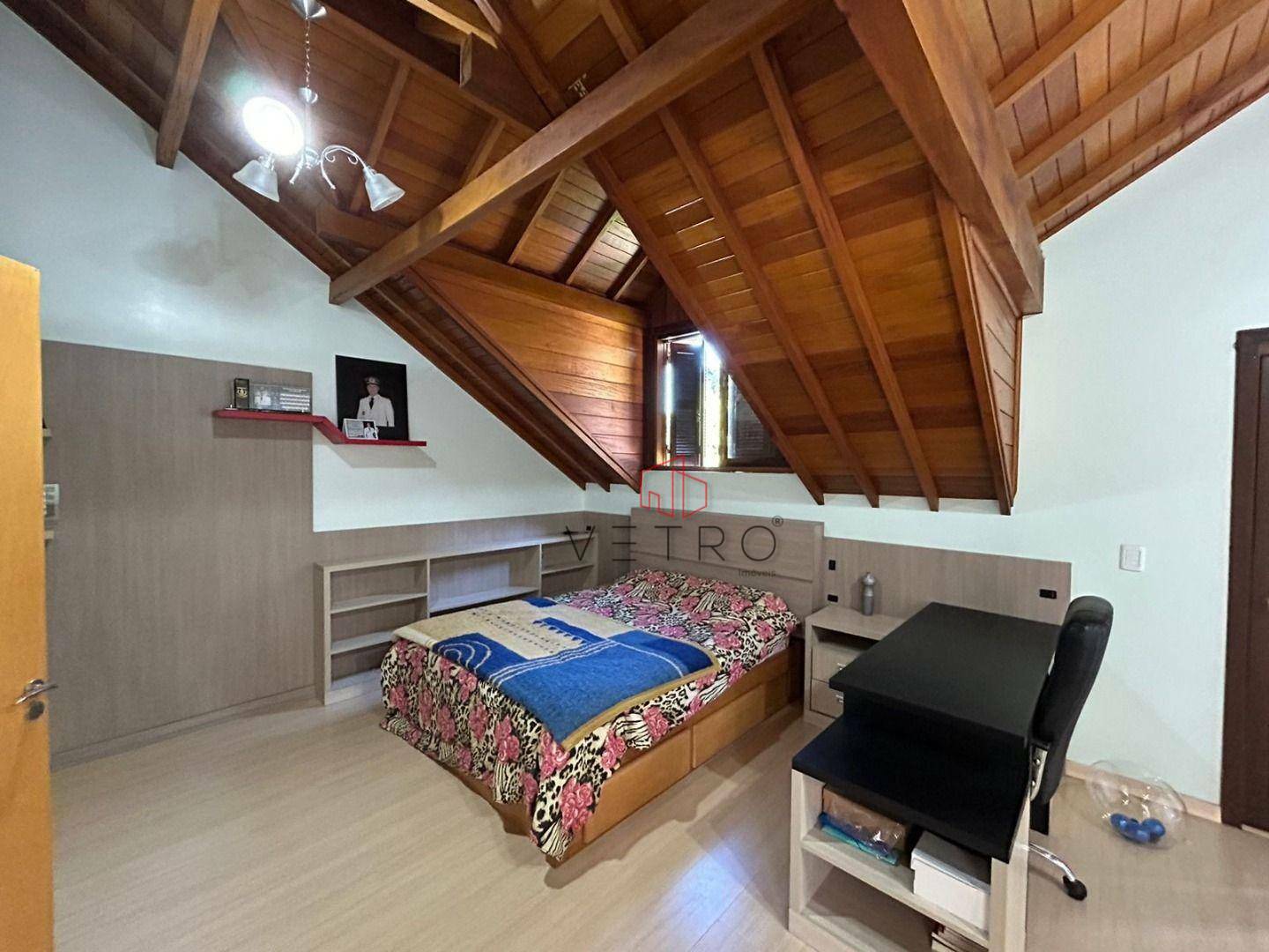 Casa de Condomínio à venda com 3 quartos, 205m² - Foto 10