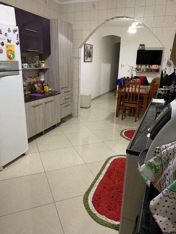 Sobrado à venda com 2 quartos, 200m² - Foto 15