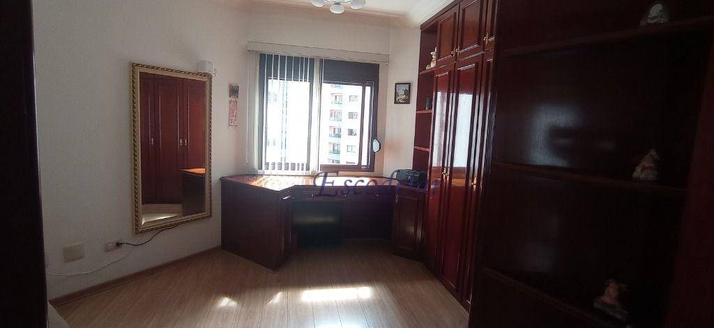 Apartamento à venda com 3 quartos, 144m² - Foto 16