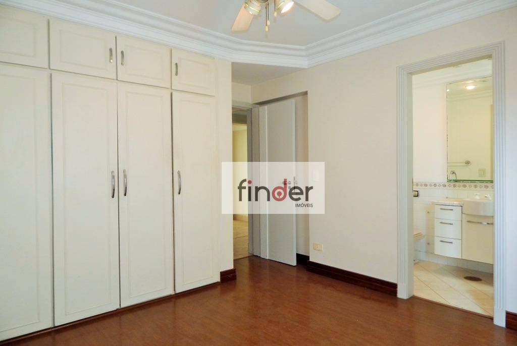 Apartamento à venda com 3 quartos, 155m² - Foto 15