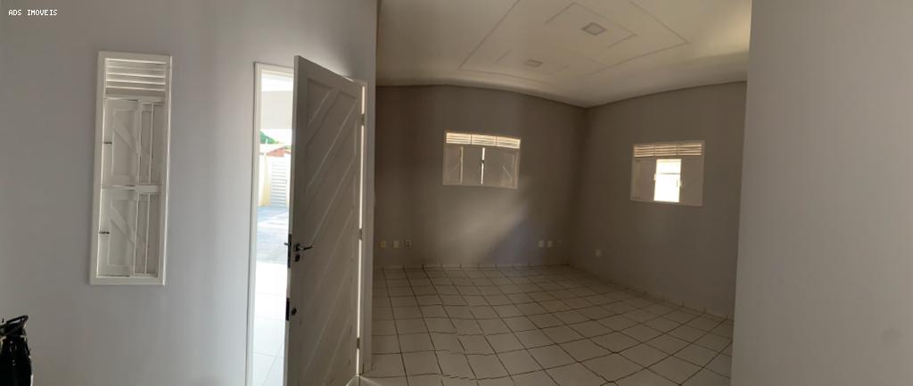 Casa à venda com 3 quartos, 120m² - Foto 18