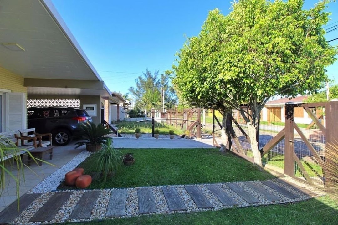 Casa à venda com 4 quartos, 200m² - Foto 3