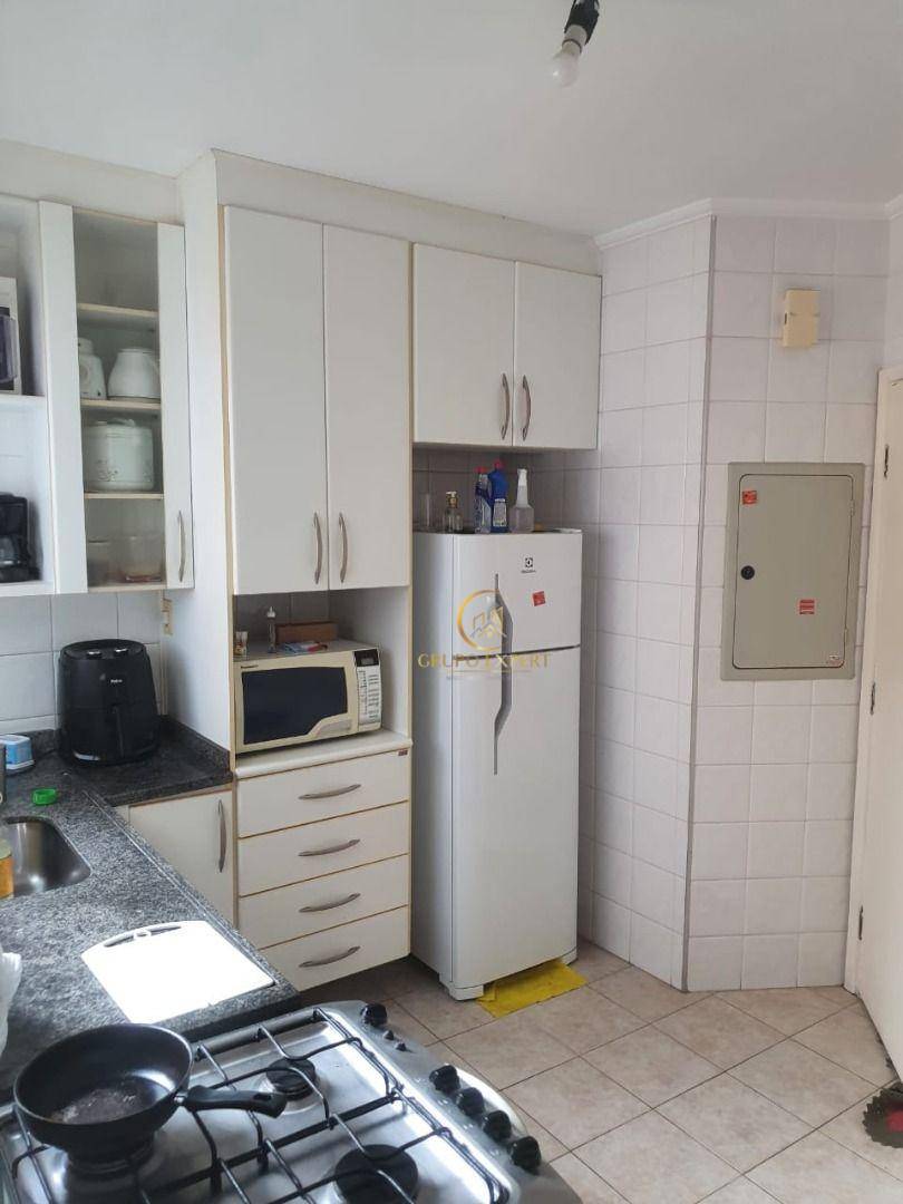 Apartamento à venda com 3 quartos, 105m² - Foto 9