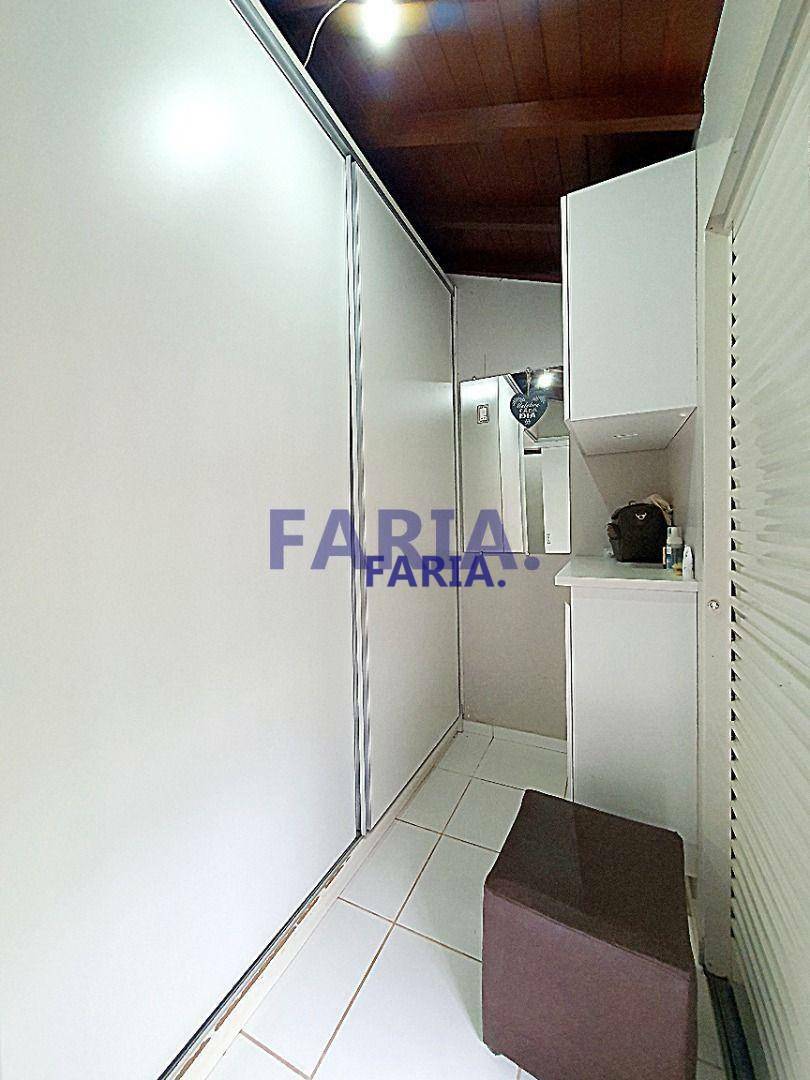 Casa à venda com 3 quartos, 200m² - Foto 15