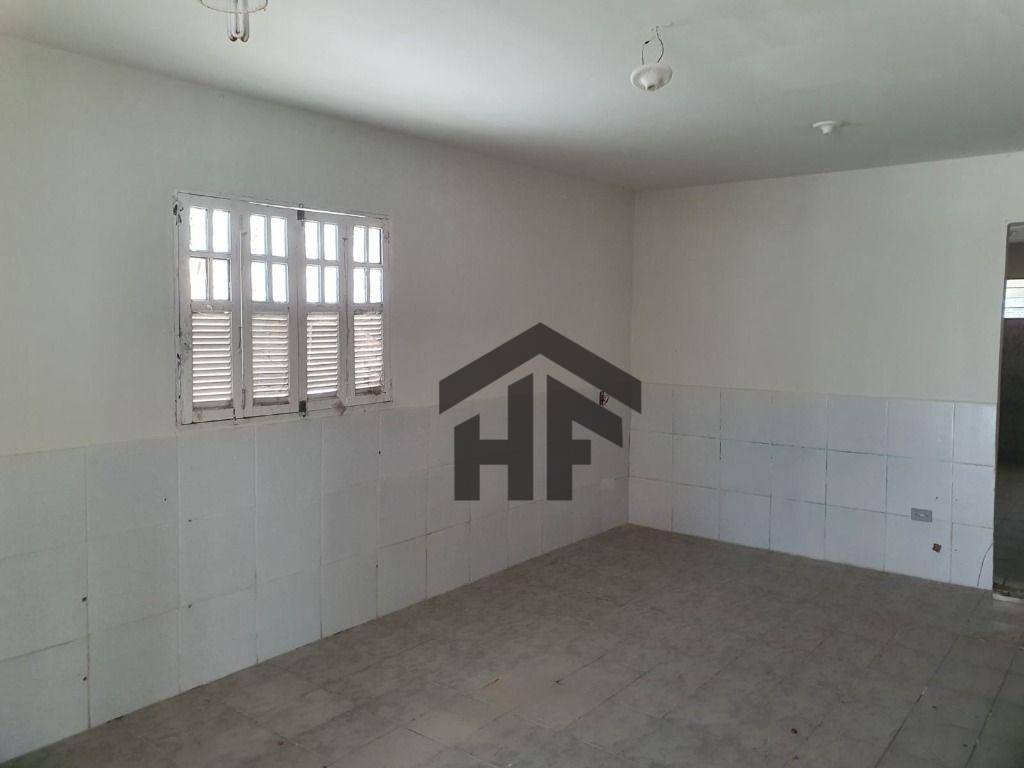 Casa à venda com 3 quartos, 185m² - Foto 9