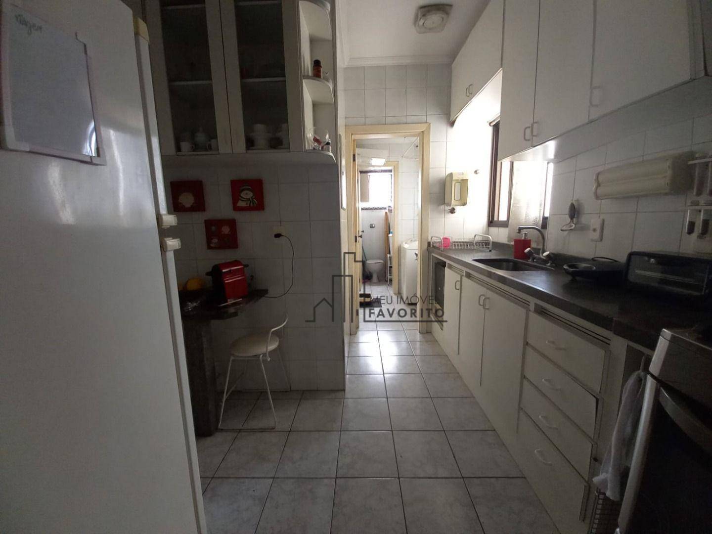 Apartamento à venda com 3 quartos, 164m² - Foto 9