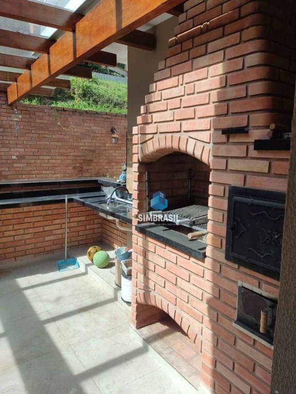 Casa à venda com 4 quartos, 240m² - Foto 31