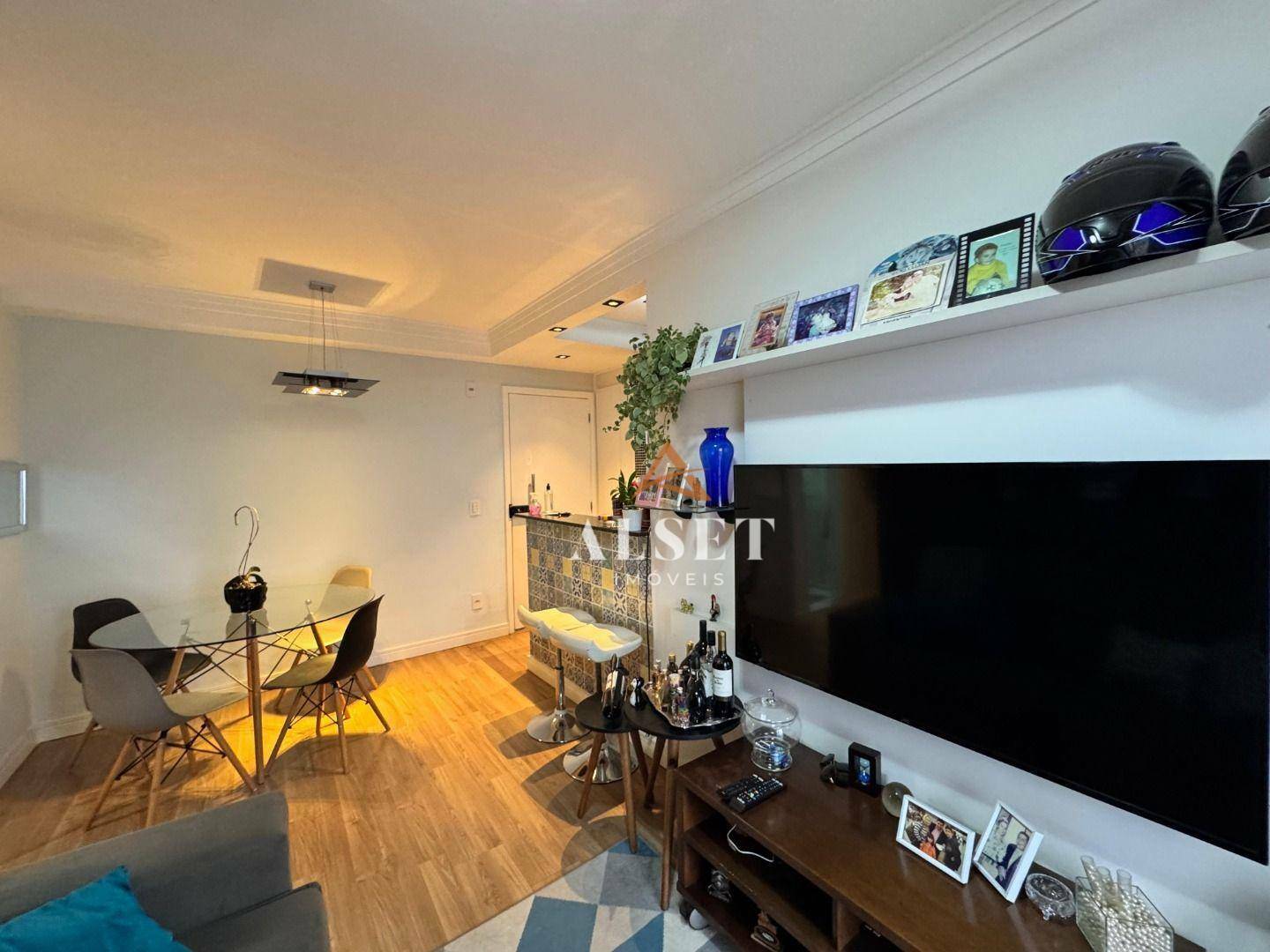 Apartamento à venda com 3 quartos, 64m² - Foto 3