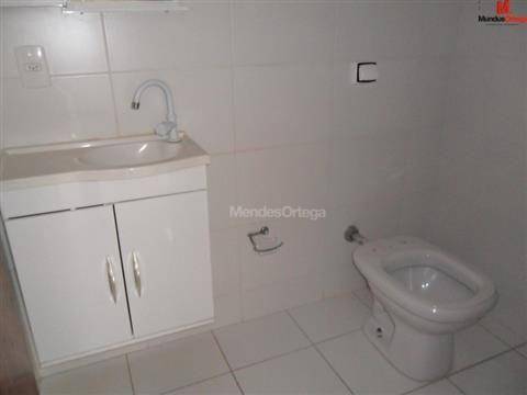 Apartamento para alugar com 2 quartos, 65m² - Foto 12