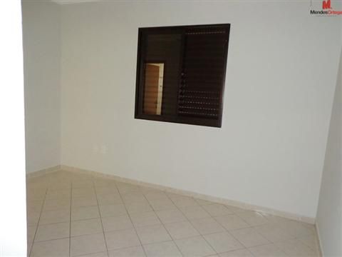 Apartamento para alugar com 2 quartos, 65m² - Foto 7