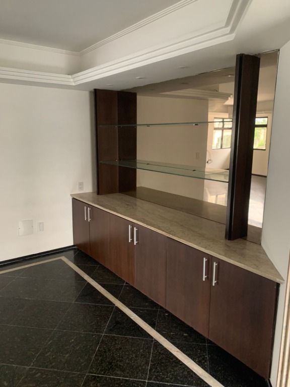 Apartamento à venda com 4 quartos, 200m² - Foto 22