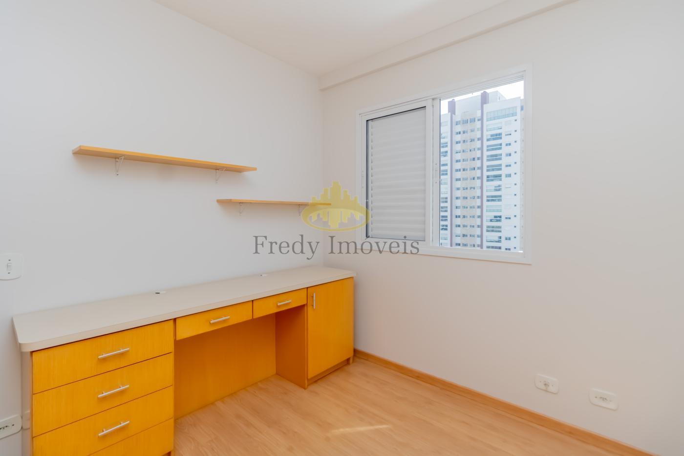 Apartamento à venda com 2 quartos, 62m² - Foto 18